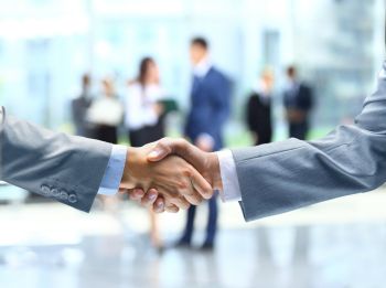 handshake shutterstock_108327083_350x261